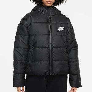 Nike Therma-FIT hooded puffer jacket